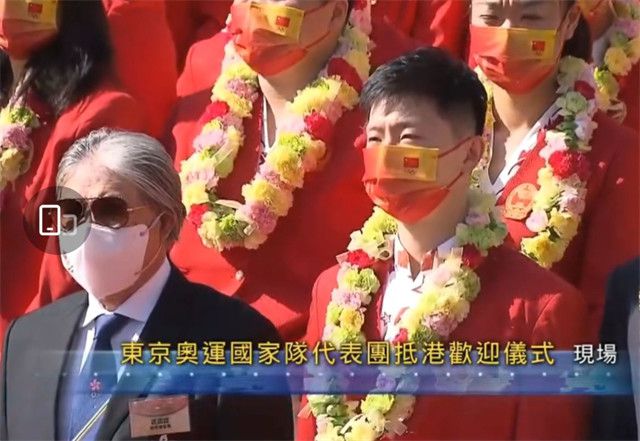 女皇心中很清楚，自己将来能活多久，全靠叶辰，所以这种时候，自然是要对叶辰唯命是从。